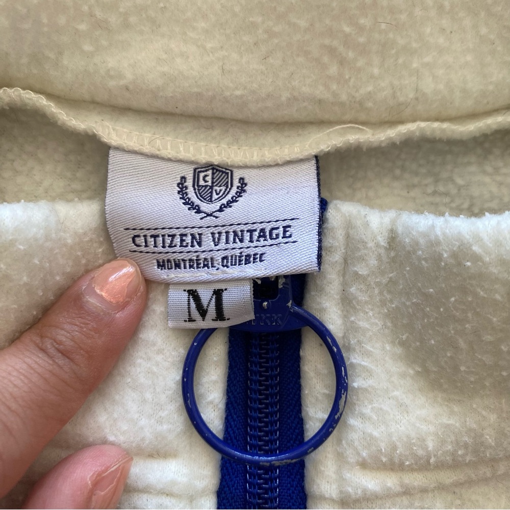 🤍 Cute Women's White Quarter-Zip Fleece Pullover - Size Medium - Picture 3 of 3